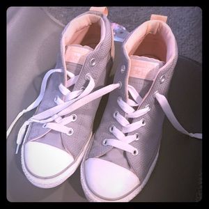 Converse Chuck All Star Woman size7.5/Youth Size6